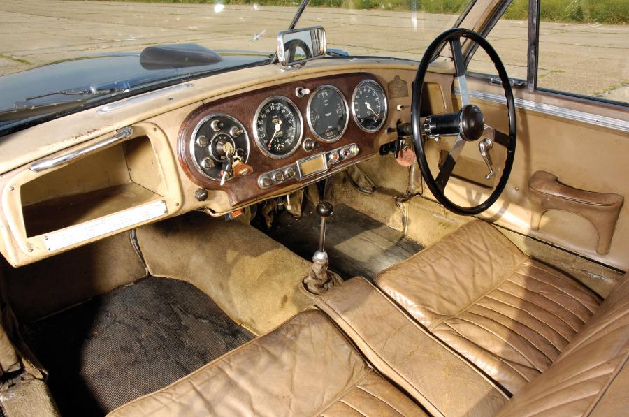 Торпедо Aston Martin DB2 Team Car 1950 года  (фото 22 из 35)